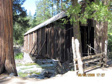 Wawona Bridge. Photo by the Keatings, June 2008